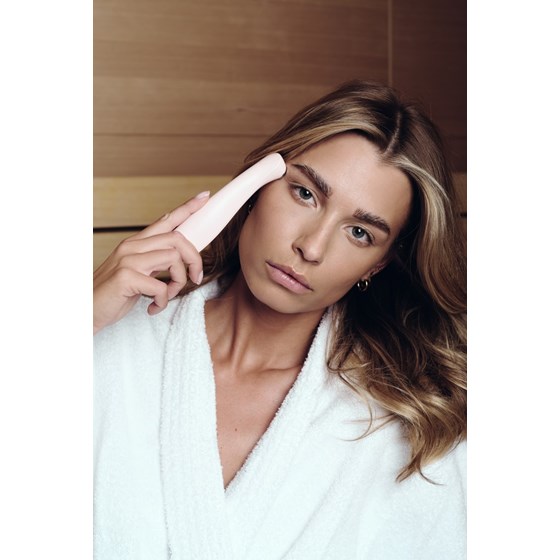 Masažer za područje oko očiju BEEA Beauty Eye REVIVE Wand, EMS, Sonic & Hot